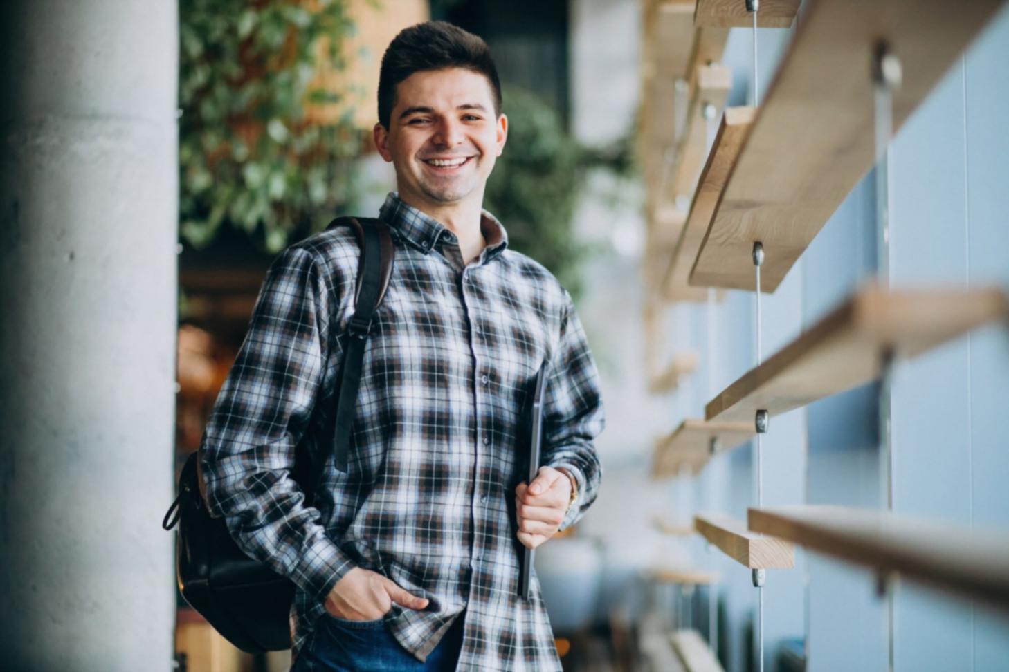 Professionelle Mentoring-Session zwischen Geschäftspartnern